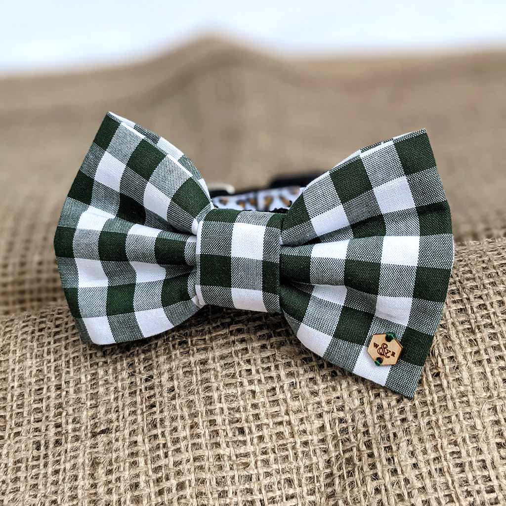 Wren & Rye Forest & White Gingham Dog Bow Tie