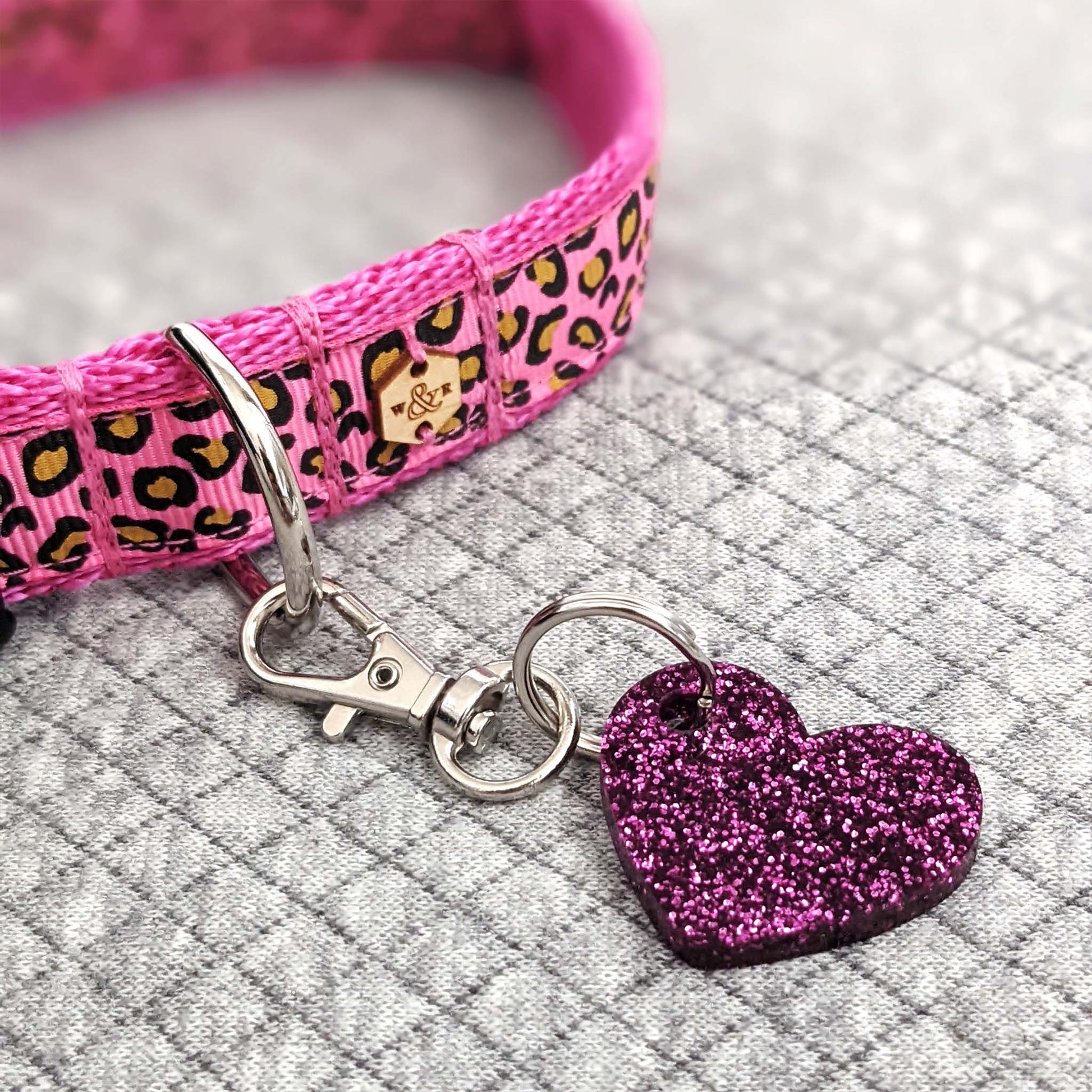 Wren & Rye Magenta Heart DinkyDangle