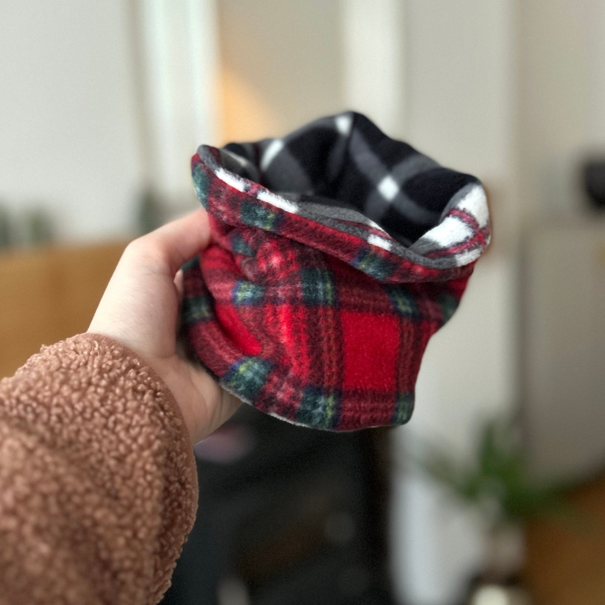 Wren & Rye Classic Red & Black Tartan Reversible Fleece Pet Snood