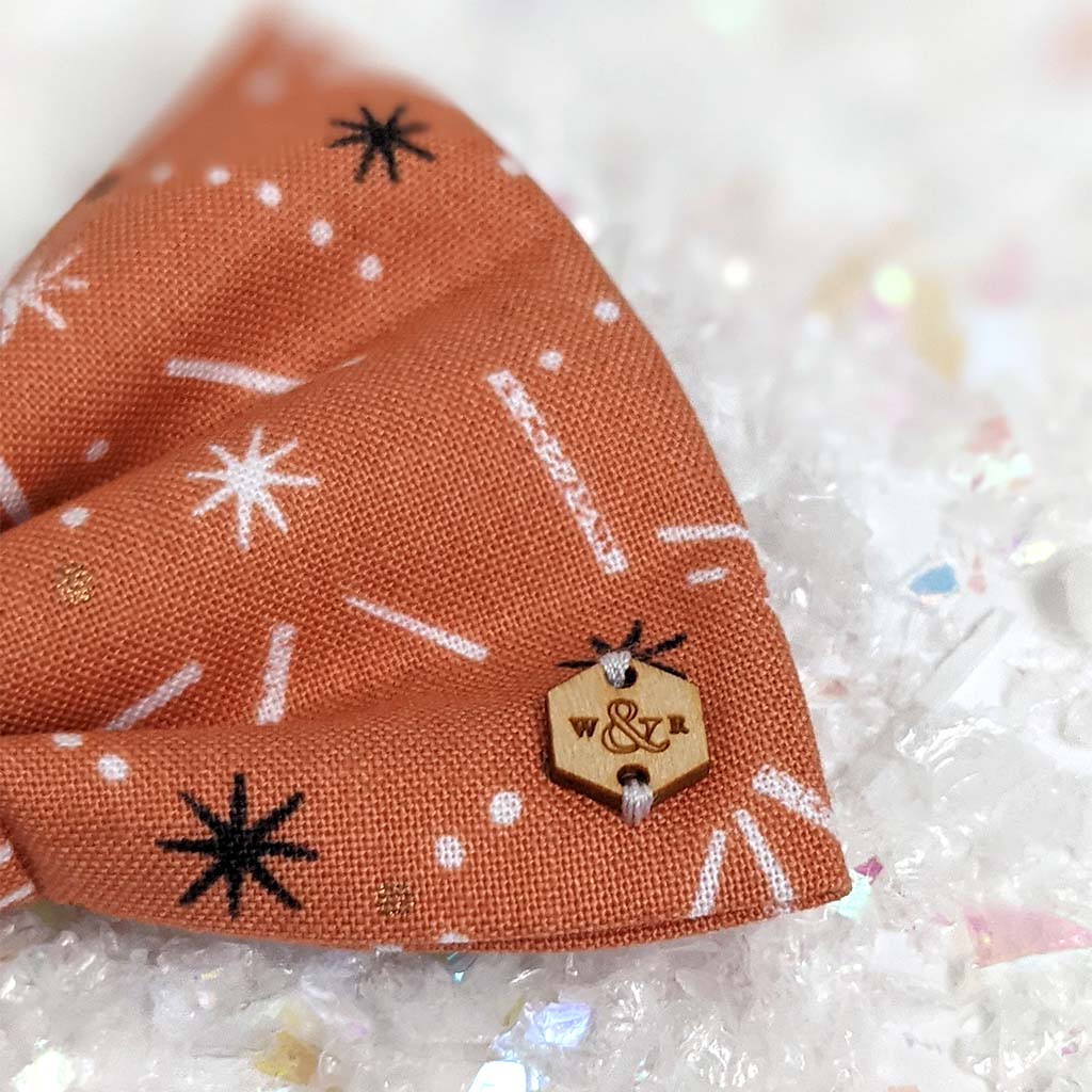 Wren & Rye *PAST SEASON* Snowflake & Frost Rust Dog Bow Tie